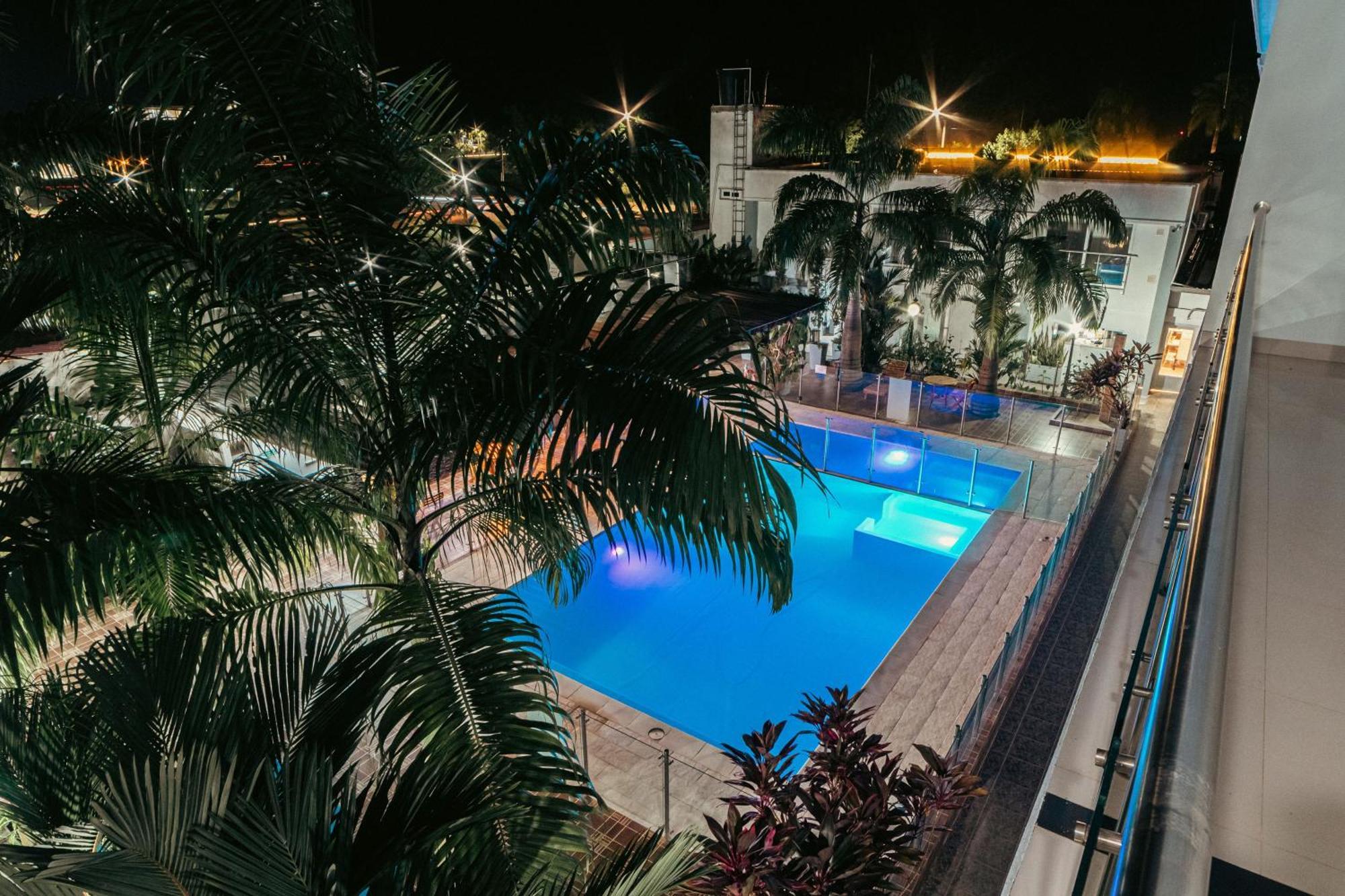 Hotel El Aeropuerto Сан-Хосе-дель-Гуавьяре Экстерьер фото
